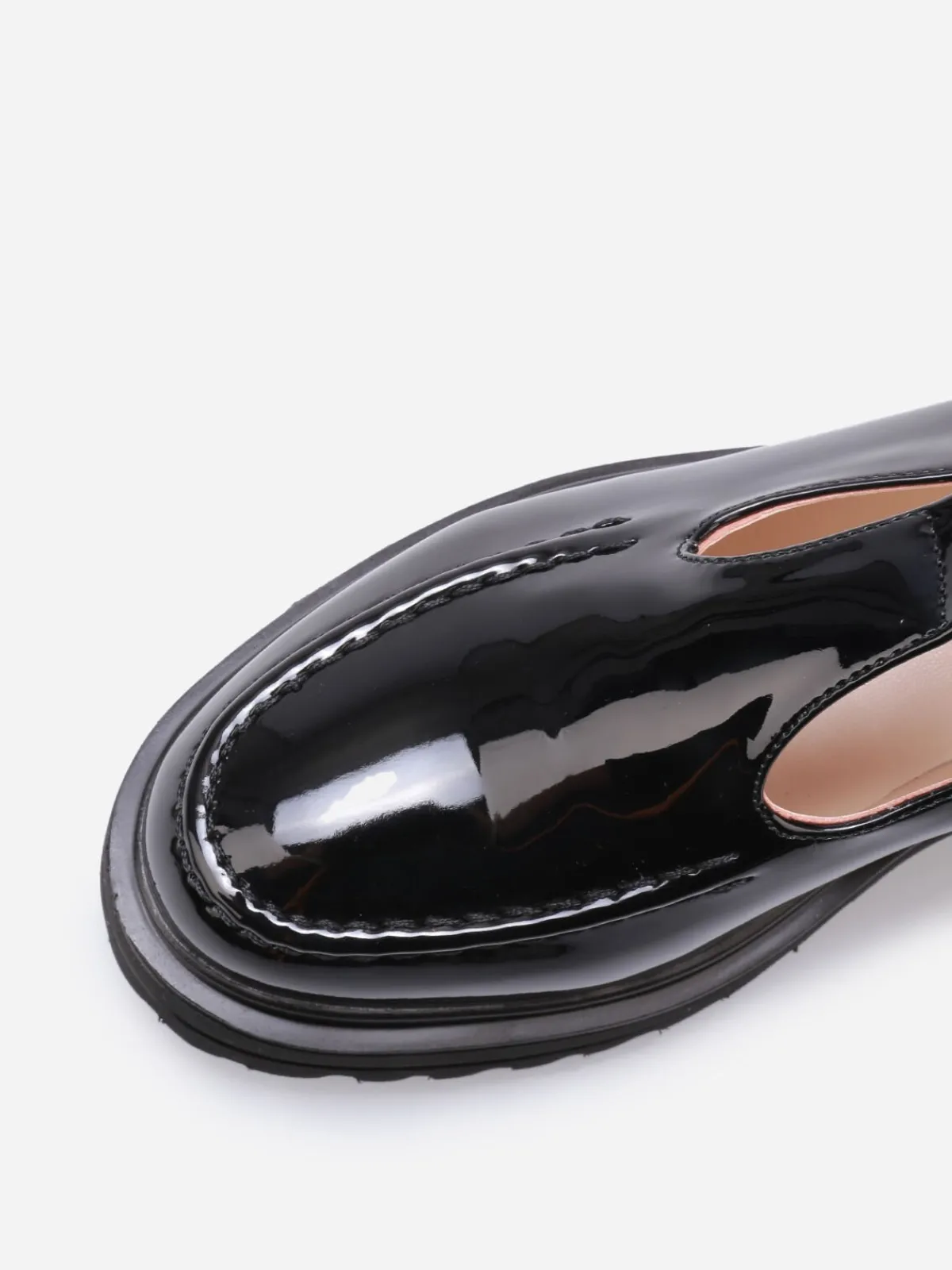 New La Modeuse Babies vernies à semelle crantée Noir