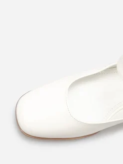 Discount La Modeuse Babies vernies à talon carré Blanc