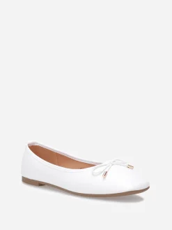 Discount La Modeuse Ballerines à bout carré et n艙ud Blanc