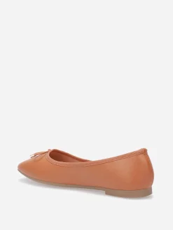 Discount La Modeuse Ballerines à bout carré et n艙ud Camel