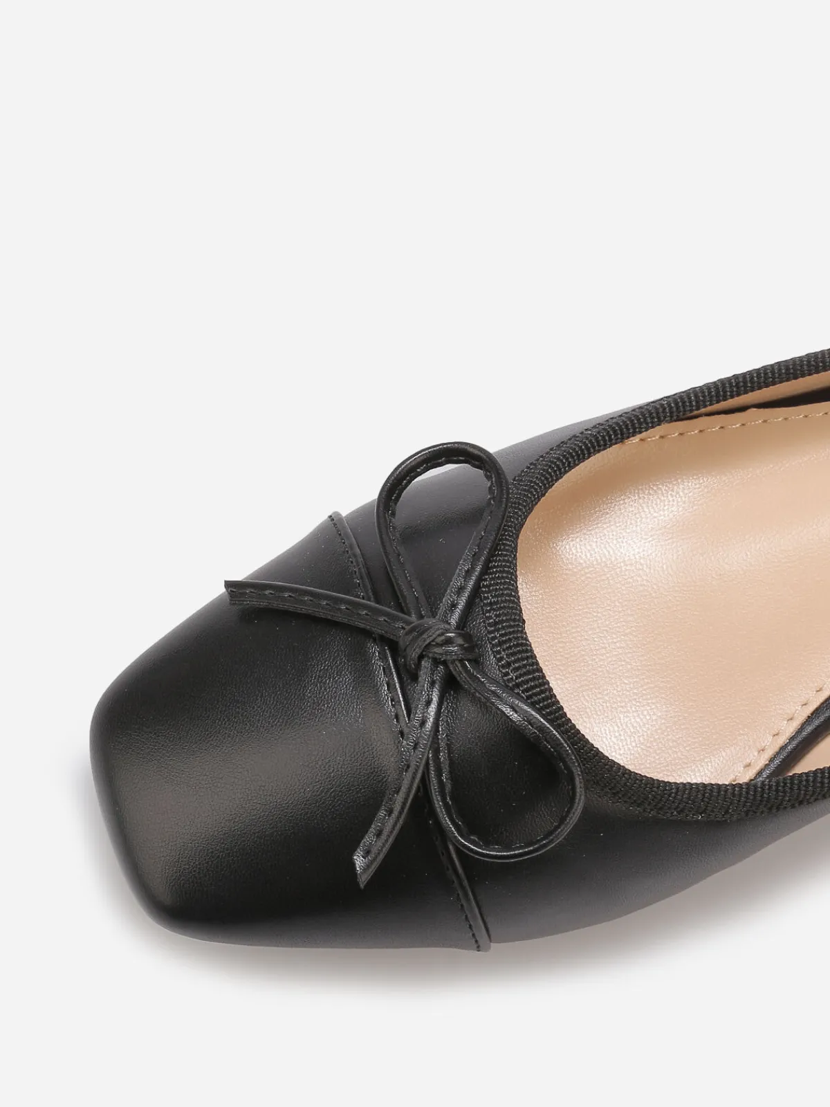 Outlet La Modeuse Ballerines à talon et bout contrastant Noir