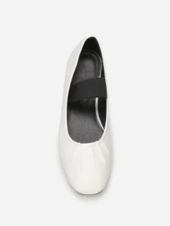 New La Modeuse Ballerines en simili avec bride Blanc