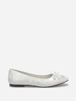 Clearance La Modeuse Ballerines multimatières à bout carré et n艙ud Argenté