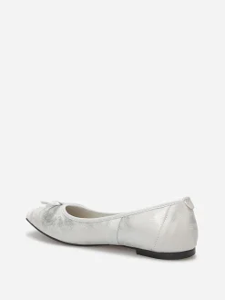Clearance La Modeuse Ballerines multimatières à bout carré et n艙ud Argenté