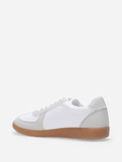 Discount La Modeuse Baskets à empiècements texturés Gris