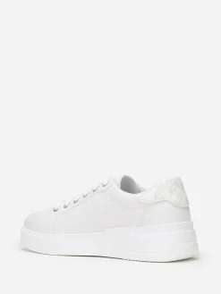 Outlet La Modeuse Baskets  avec empiècements imprimés Blanc