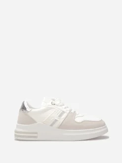 Clearance La Modeuse Baskets basses avec détails nubuck et toile Blanc