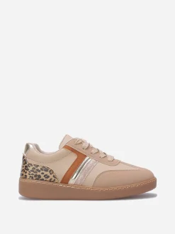 Outlet La Modeuse Baskets basses multi-matières Taupe