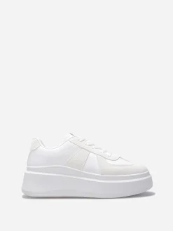 Hot La Modeuse Baskets bi-matières à plateforme compensée Blanc