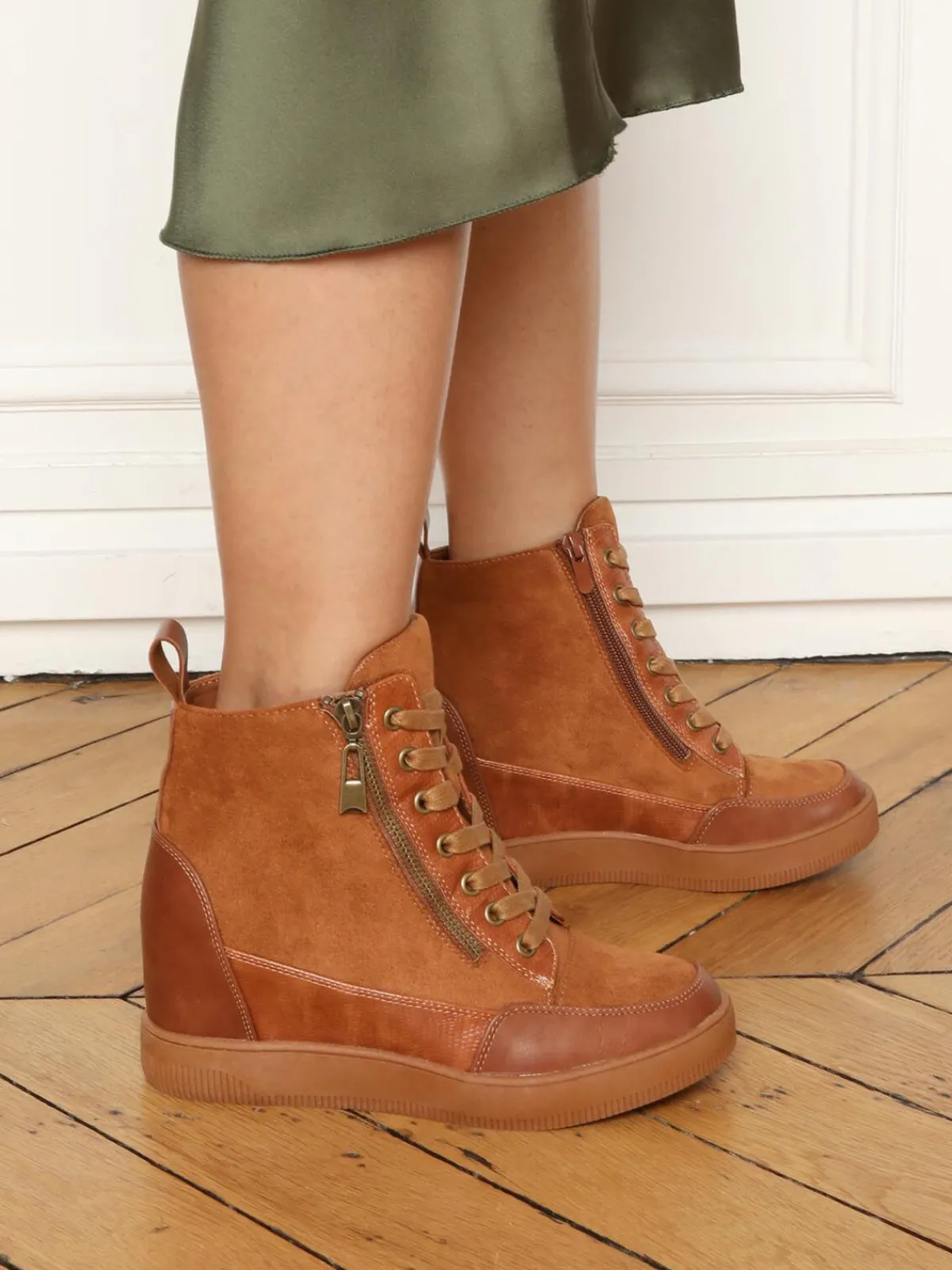 Hot La Modeuse Baskets compensées bi-matières Camel