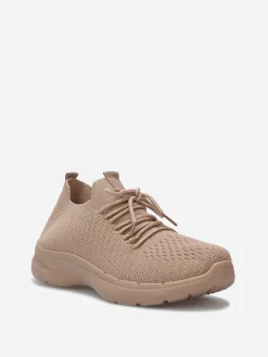 Sale La Modeuse Baskets en maille texturée Taupe