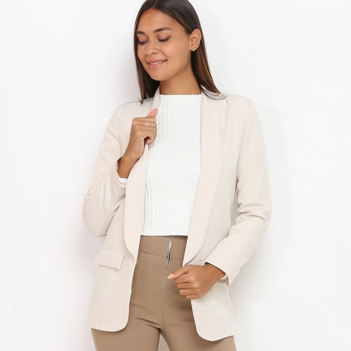 New La Modeuse Blazer à col châle Beige