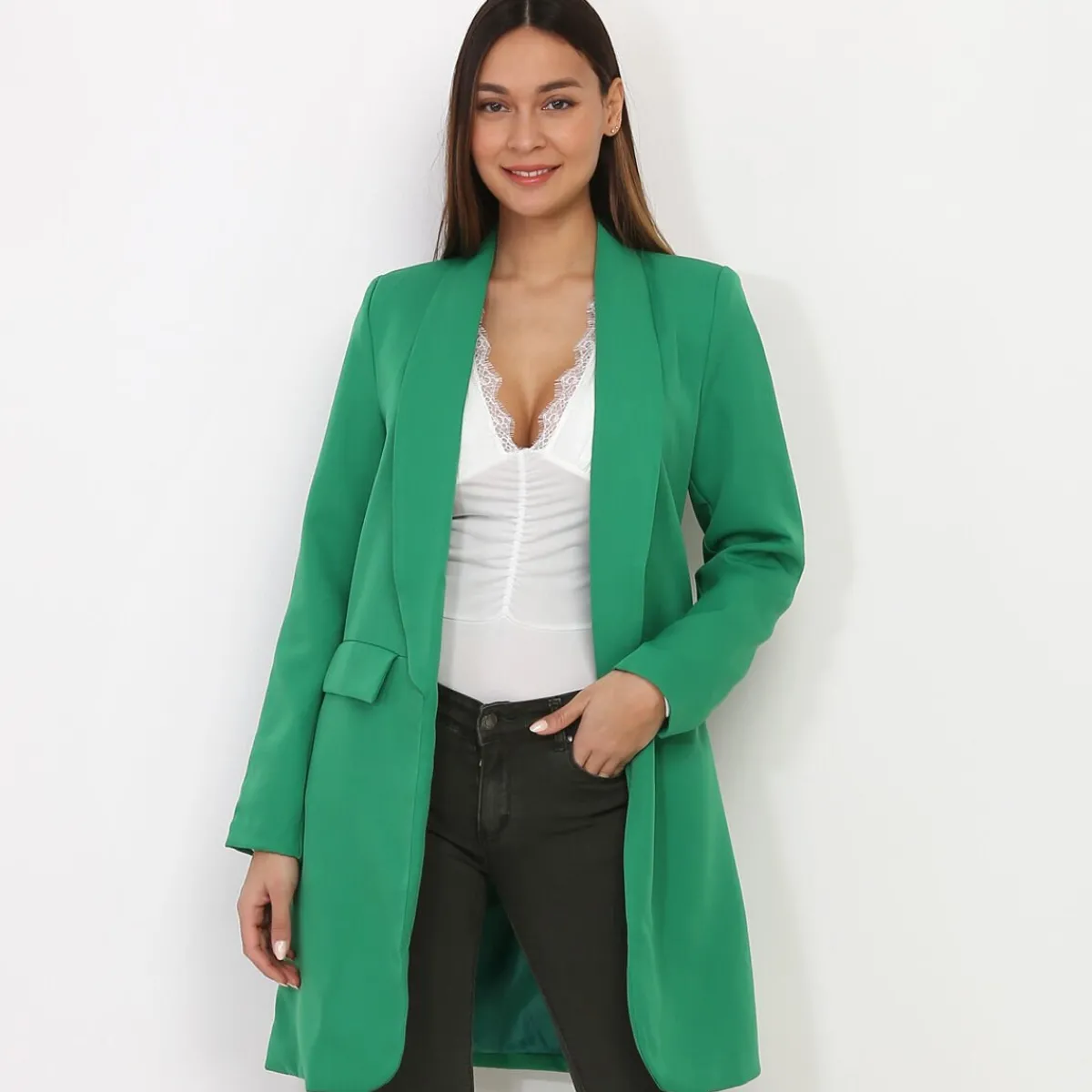 Sale La Modeuse Blazer long à col châle et poches Vert