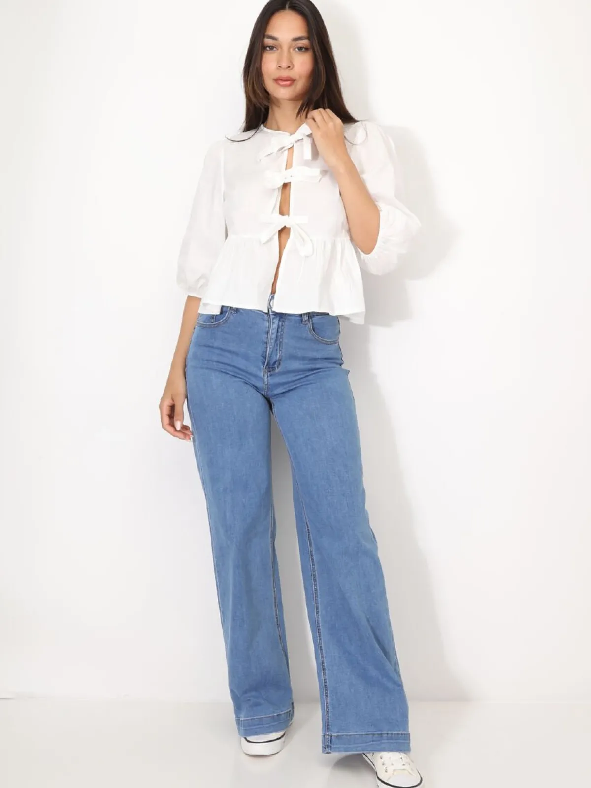 Sale La Modeuse Blouse à n艙uds et manches ballons Blanc
