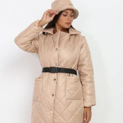 La Modeuse Bob matelassé avec surpiqûres Beige