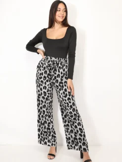 New La Modeuse Body à manches longues et col carré Noir