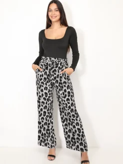 New La Modeuse Body à manches longues et col carré Noir