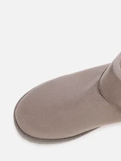 New La Modeuse Boots basses en suédine fourrées Taupe