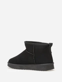 La Modeuse Boots basses en suédine fourrées Noir