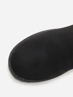 La Modeuse Boots basses en suédine fourrées Noir
