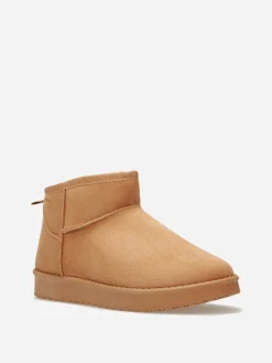 La Modeuse Boots basses en suédine fourrées Camel