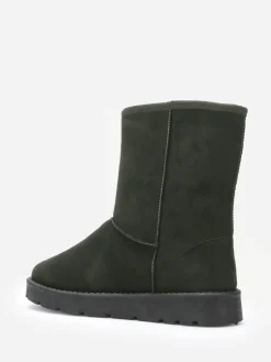 Outlet La Modeuse Boots en suédine fourrées Vert