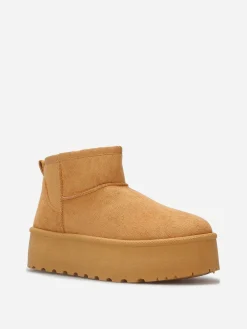 Outlet La Modeuse Boots en suédine fourrées à plateforme Camel