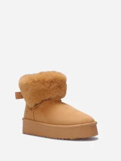 Clearance La Modeuse Boots fourrées à plateforme et n艙ud Camel