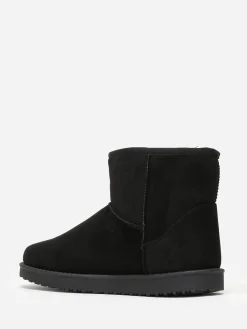 Sale La Modeuse Boots fourrées en suédine grandes tailles Noir