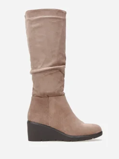Outlet La Modeuse Bottes plissées et compensées en suédine Taupe