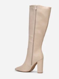 Sale La Modeuse Bottes pointues en simili rigide Beige