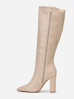 Sale La Modeuse Bottes pointues en simili rigide Beige