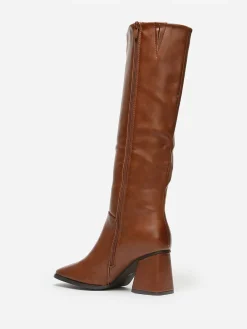 Sale La Modeuse Bottes talon trapèze et bout carré Camel
