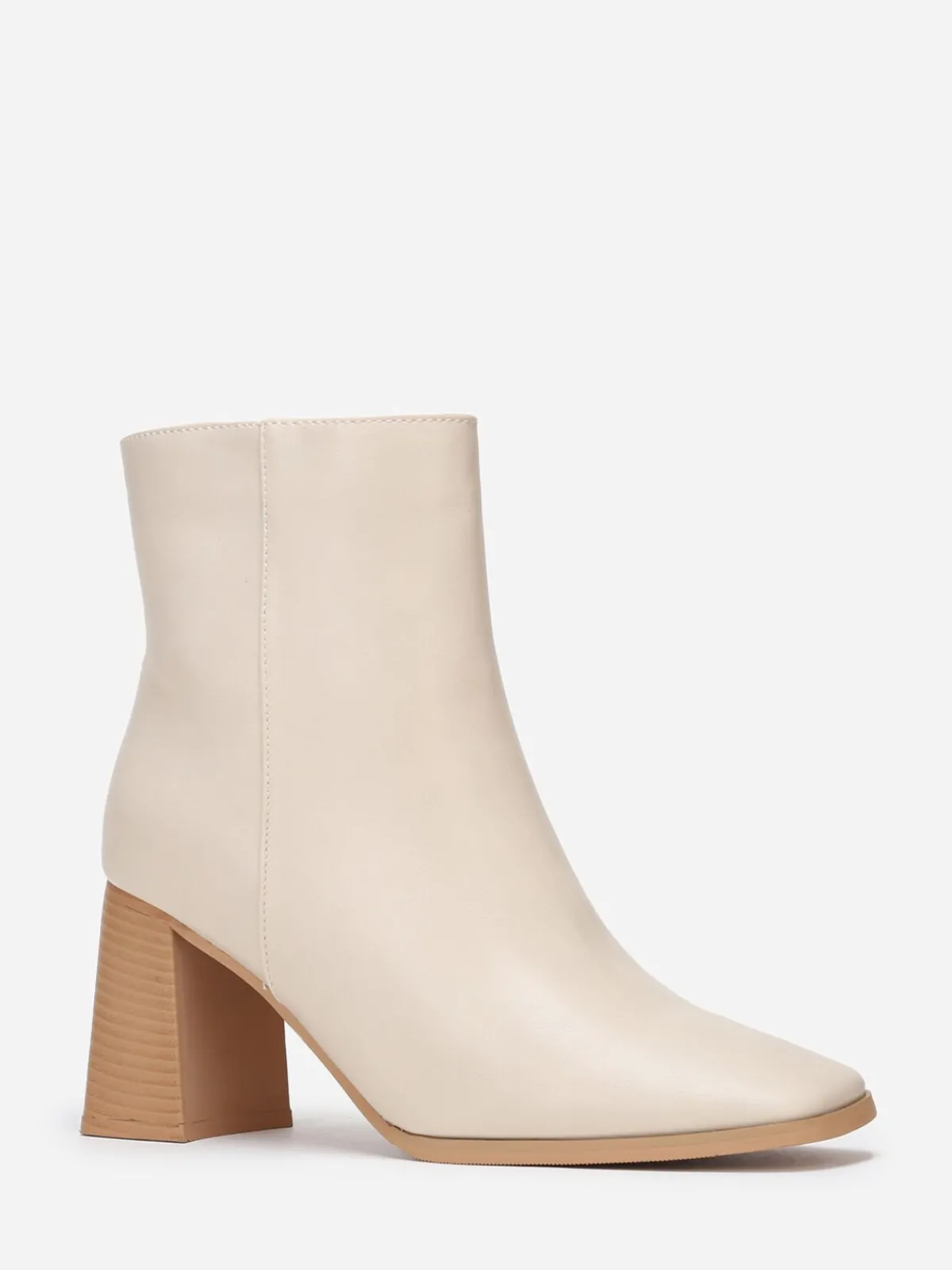 La Modeuse Bottines à bout carré et large talon Beige
