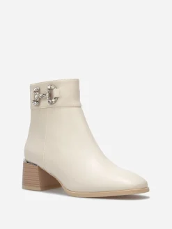 Best La Modeuse Bottines à bout carré et mors à strass Beige