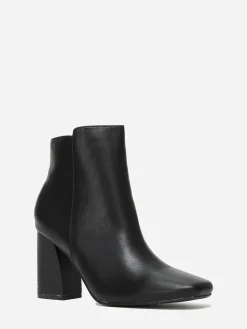 Online La Modeuse Bottines à bout et talon carrés Noir