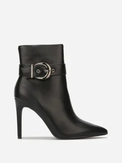 New La Modeuse Bottines à bout pointu et boucle Noir