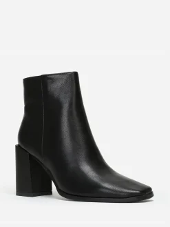 Sale La Modeuse Bottines à bout pointu et talon carrés Noir