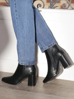 Sale La Modeuse Bottines à bout pointu et talon carrés Noir