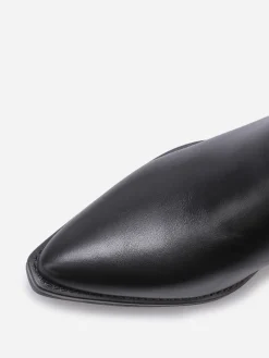 Online La Modeuse Bottines à bride cloutées et nouée Noir