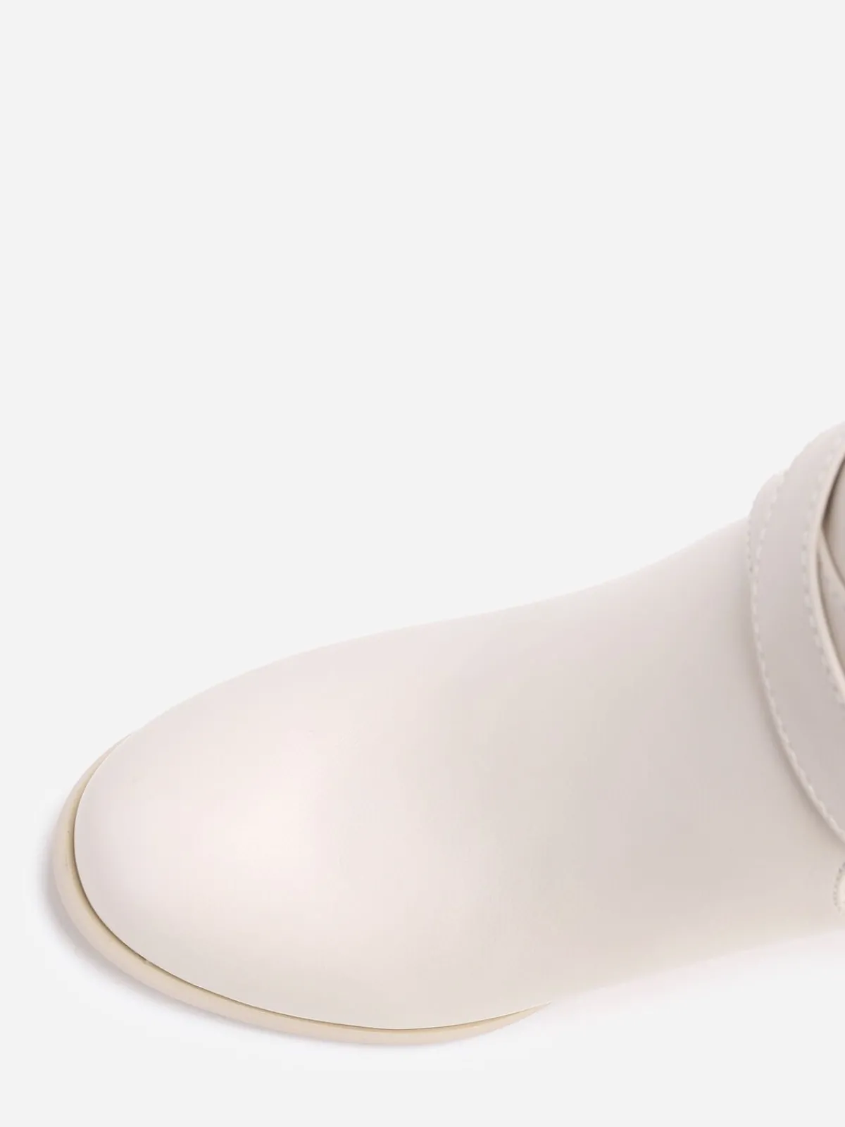 Discount La Modeuse Bottines à bride croisée et boucle Beige