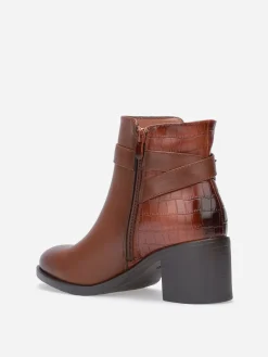 New La Modeuse Bottines à simili texturé et boucle Camel