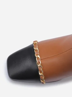 Outlet La Modeuse Bottines à talon avec chaîne dorée Camel