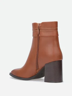 Hot La Modeuse Bottines à talon carré et mors doré Camel