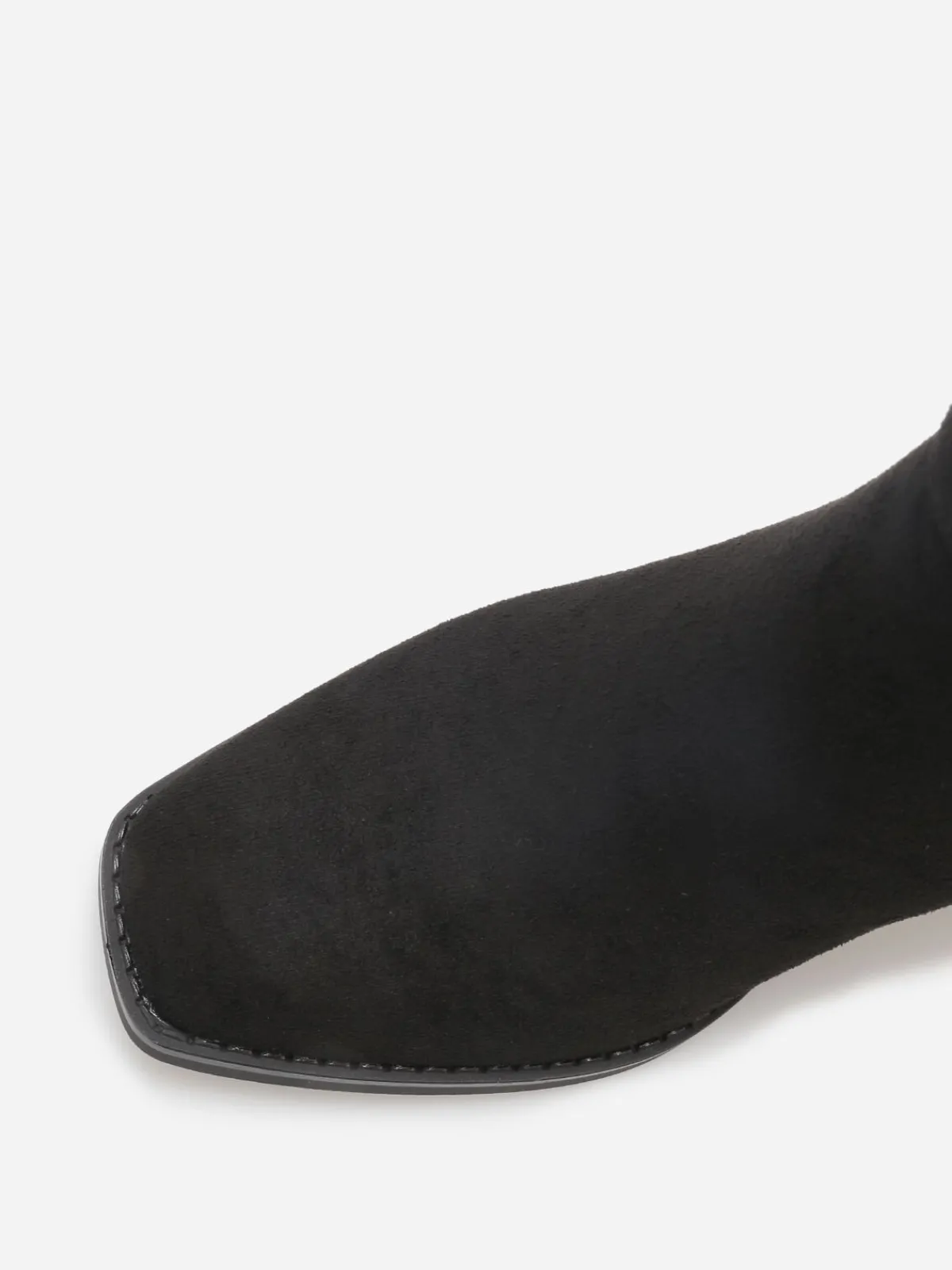 New La Modeuse Bottines à talon en suédine avec mors doré Noir