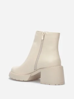 Online La Modeuse Bottines à talon et semelle crantés Beige