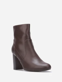 Discount La Modeuse Bottines basiques en simili à talon Marron