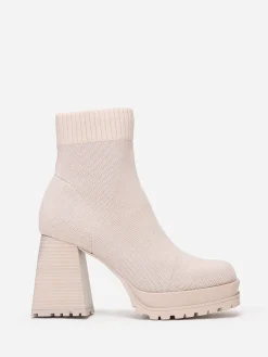 Discount La Modeuse Bottines chaussettes à talon trapèze Beige