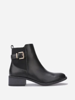 Sale La Modeuse Bottines Chelsea à bride et boucle Noir