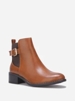 La Modeuse Bottines Chelsea à bride et boucle Camel